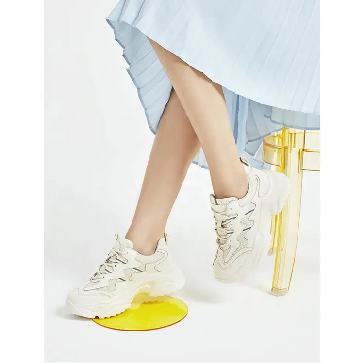 China High Quality Lace-up Outdoor Fashion Anti Slip Clunky Shoes Sport Shoes